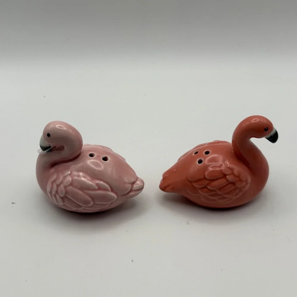 Ceramic Flamingo Salt and Pepper Shaker Set Pink Coral‎ Kitchen Decor NEW